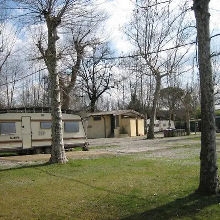 Happy Camp Mobile Homes In Lido Di Sesto Boats&restaurant